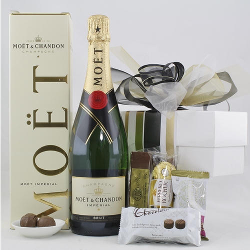 Moet Surprise